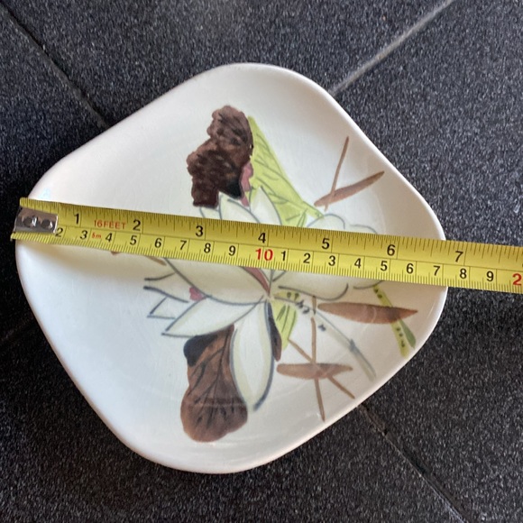 Redwing Pottery Lotus Plate - Vintage - Picture 7 of 7